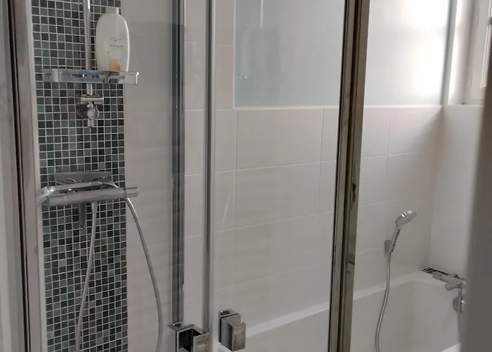 Spacieux 2 Pers- 4 Max نانت